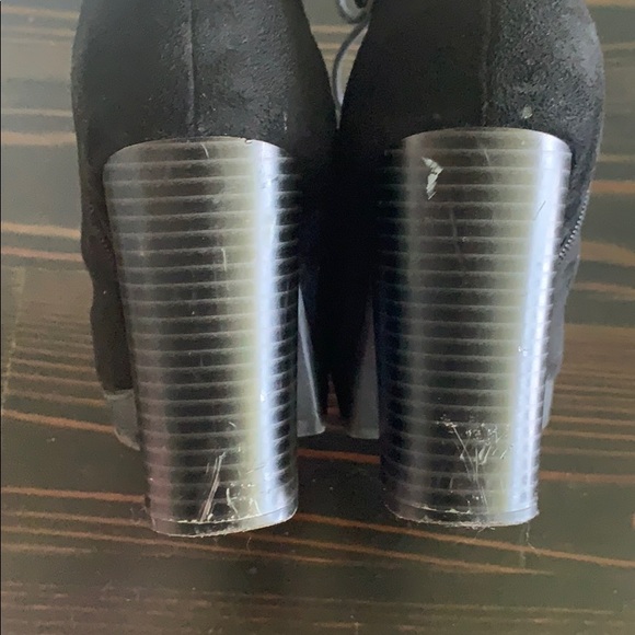 ⚠️SOLD⚠️Heeled Moto Boots - Picture 5 of 6